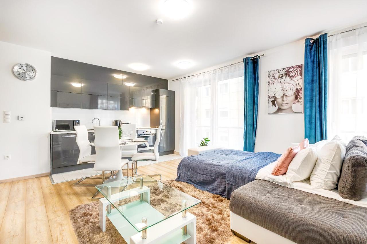 Modern Apartment With Free Garage And Balcony In The Downtown 부다페스트 외부 사진